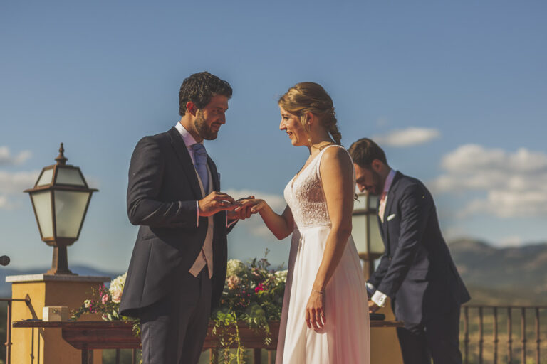 Boda de Natalia y Adrián en Aldea Santillana, Madrid, foto 65