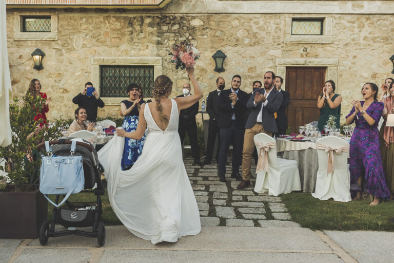 Boda de Natalia y Adrián en Aldea Santillana, Madrid, foto 82