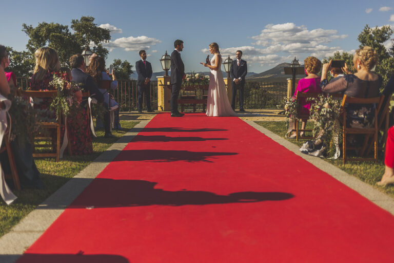 Boda de Natalia y Adrián en Aldea Santillana, Madrid, foto 58