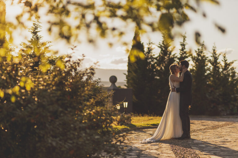 Boda de Natalia y Adrián en Aldea Santillana, Madrid, fotografía de Javier Jaroal