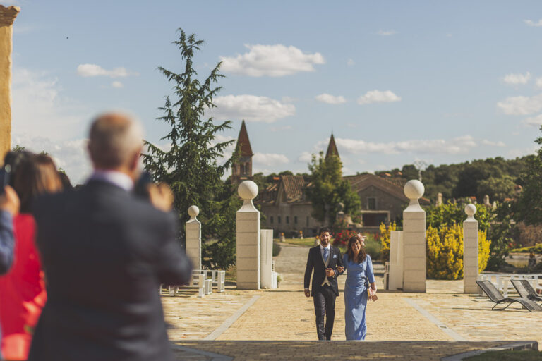 Boda de Natalia y Adrián en Aldea Santillana, Madrid, foto 21