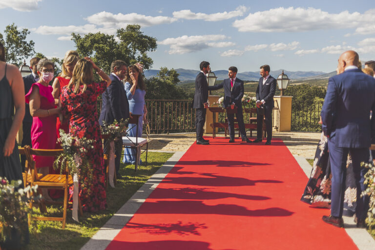Boda de Natalia y Adrián en Aldea Santillana, Madrid, foto 23